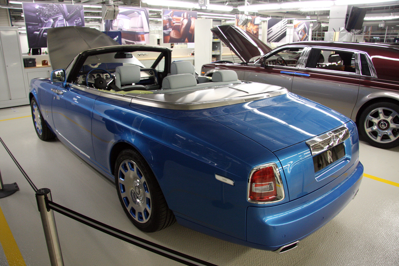 Illustration for article titled Here's A Sneak Peek At The New Rolls-Royce Drophead Waterspeed Edition